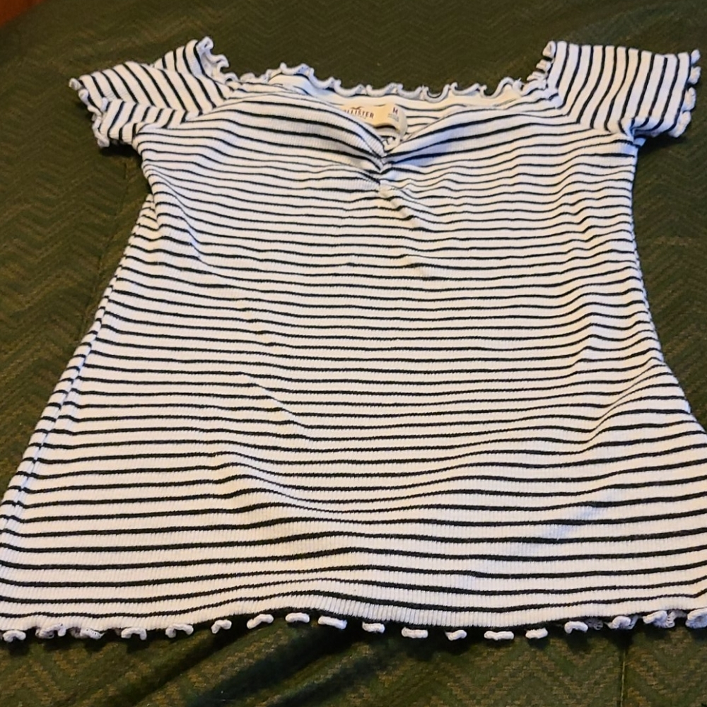 Hollister Stripped Tshirt